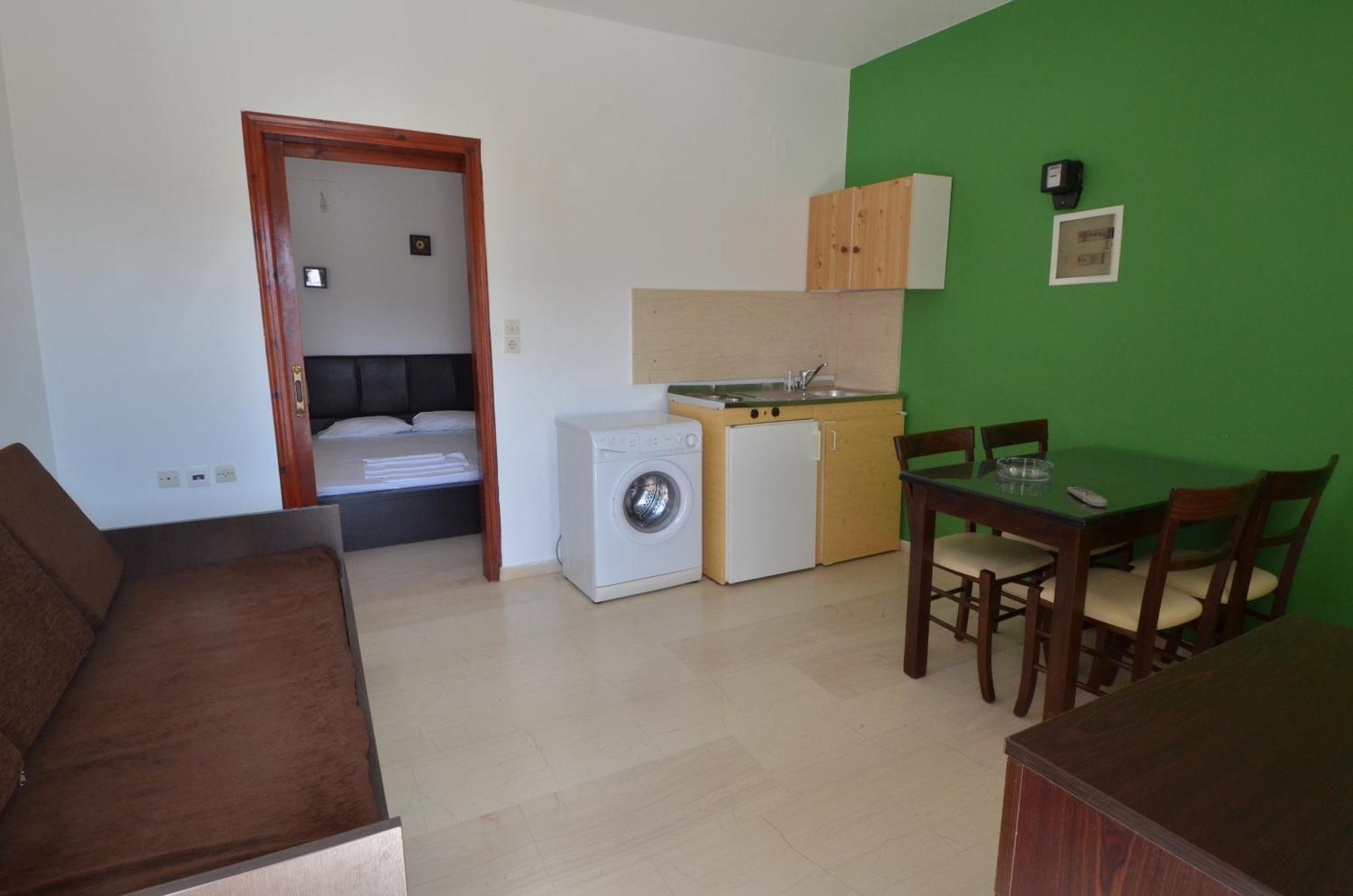 Manos Apartments Agios Nikolaos  Exterior photo